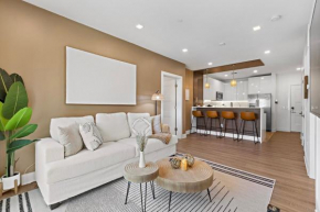 Free Parking 2bath Pool Table NYC 30min EWR 10min